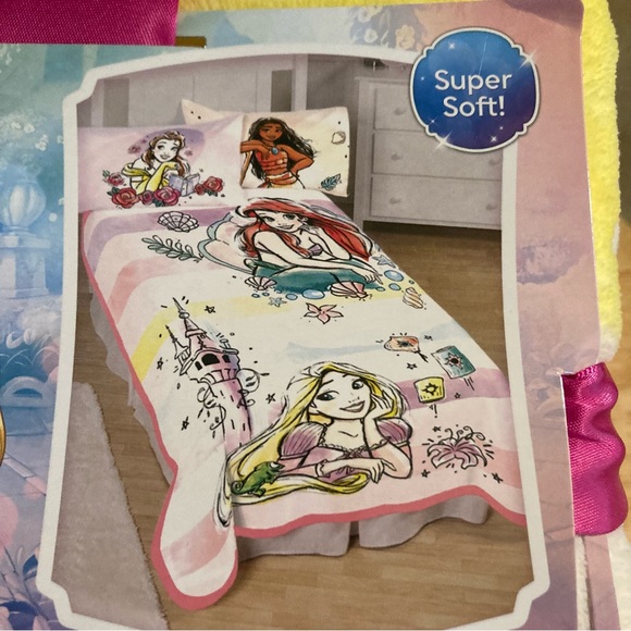 Disney Other - Disney Princess Plush Blanket